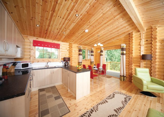 KITCHEN DINING AREA